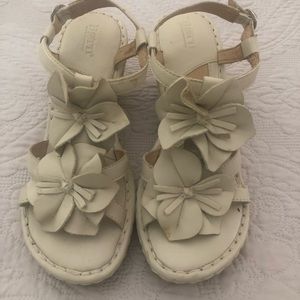 Born Cream Leather Espadrilles